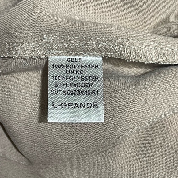 By Blush - Shimmering Cream Colored Ruched Wrap Midi Dress, NWT, Size Large - Picture 8 of 11